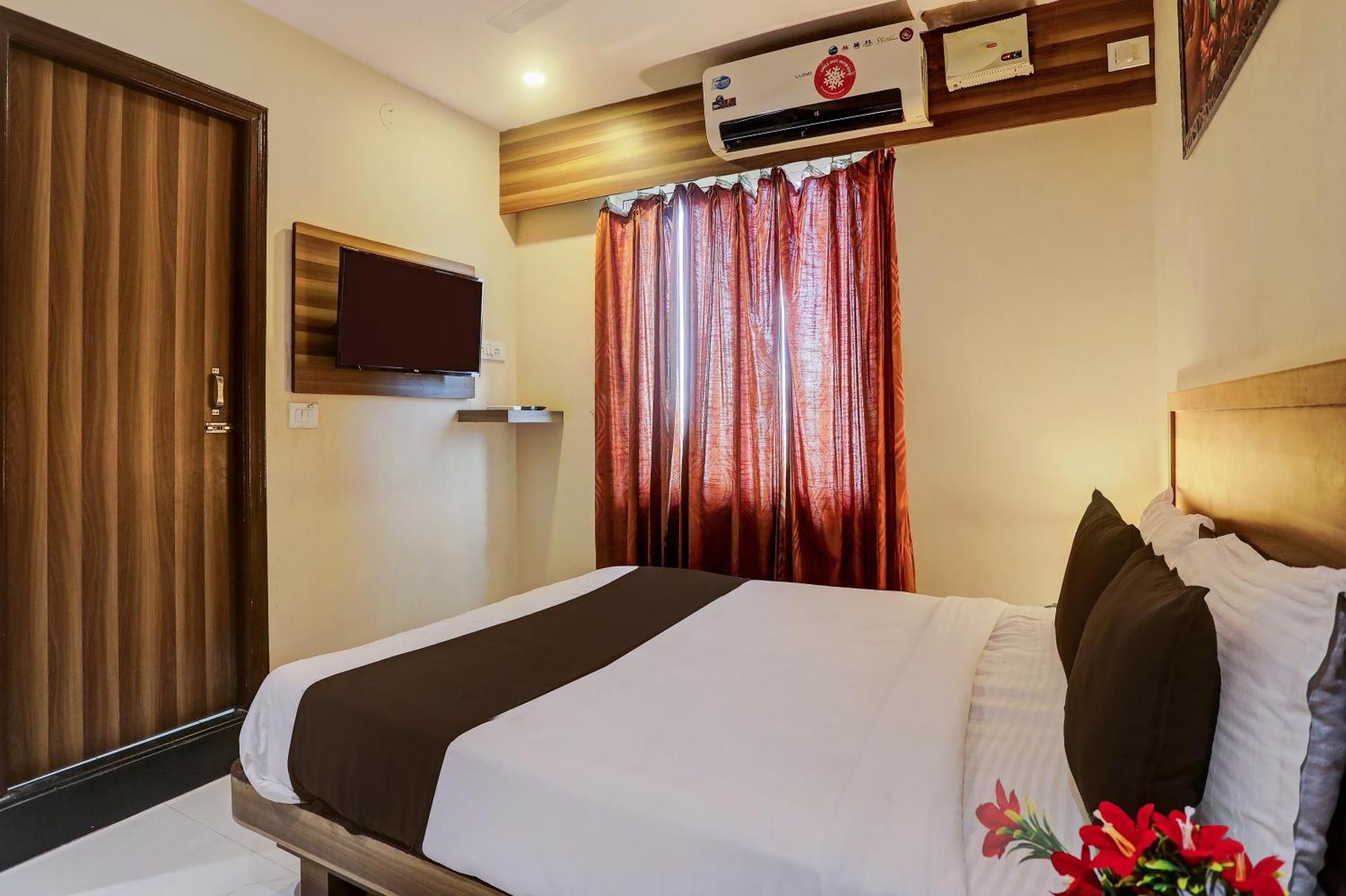 Super Hotel O Vaishnavi Inn ハイデラバード エクステリア 写真